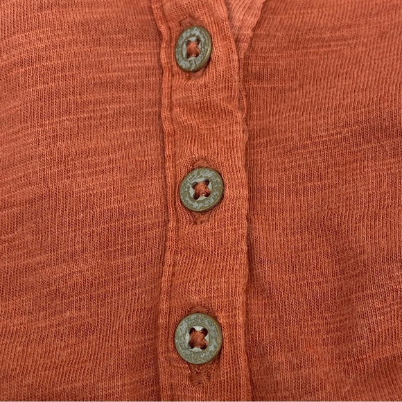 KNOX Rose Womens Henley Blouse Orange Short Sleeve V-Neck Button Up Size L - Picture 5 of 11